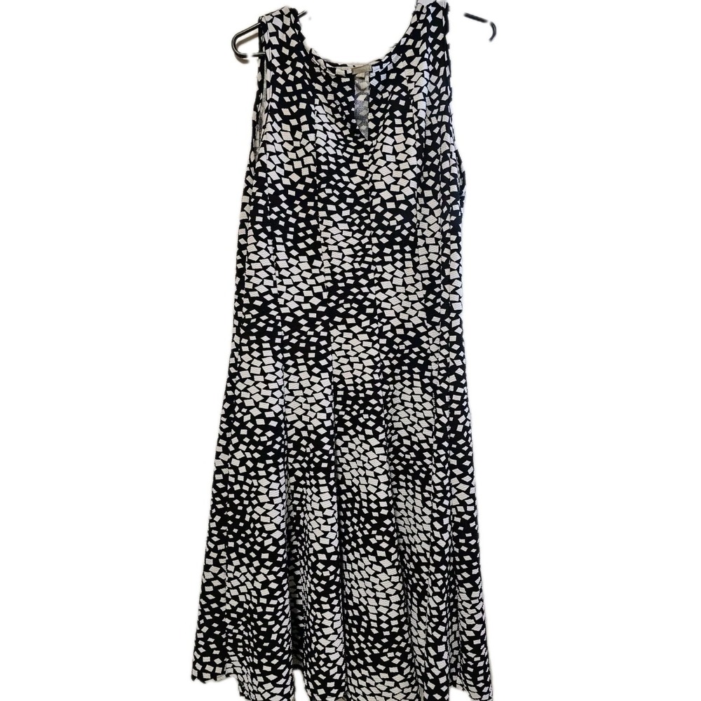 HAANI Fit & Flare Swing Dress‎ Women 1X Sleeveless Stretch Black White EUC
